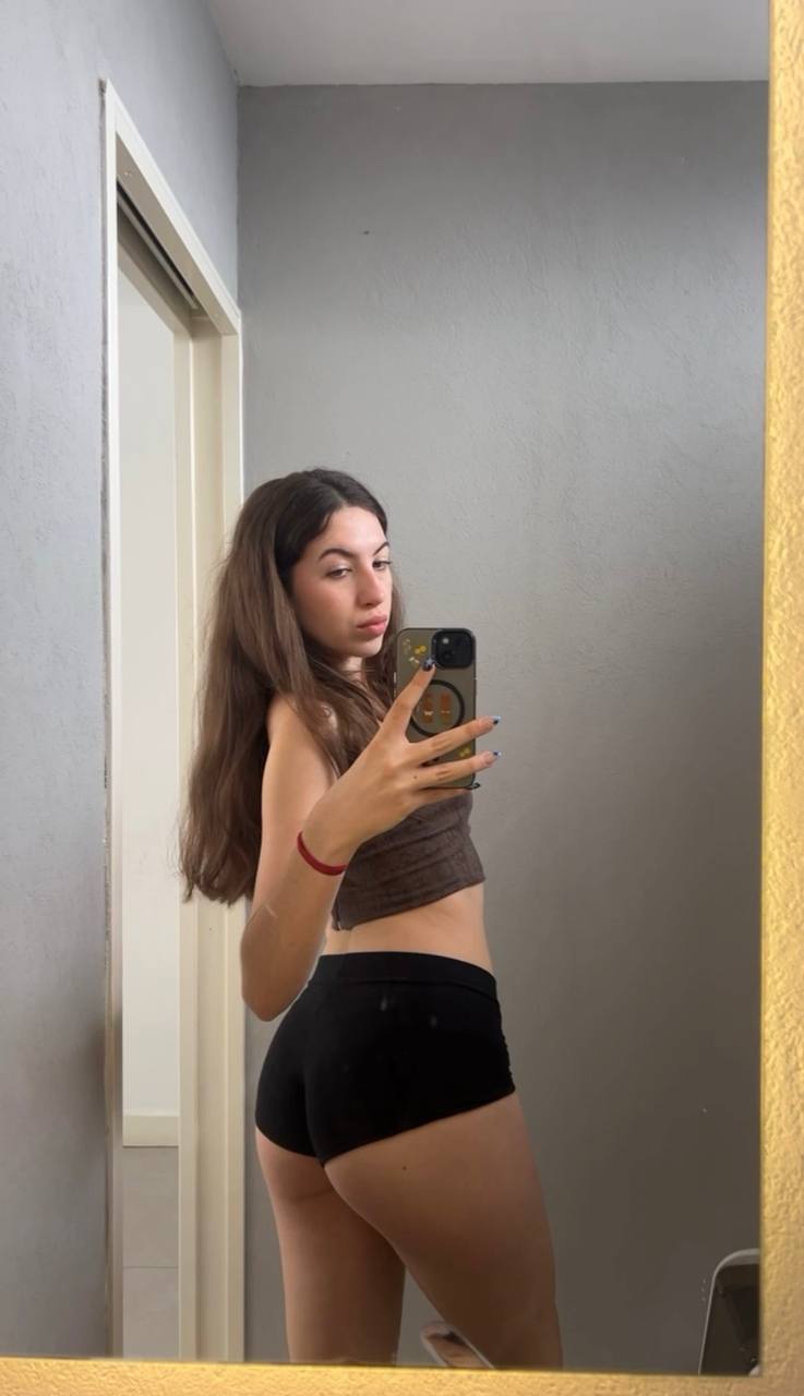 Amber in her underwear in Zurich