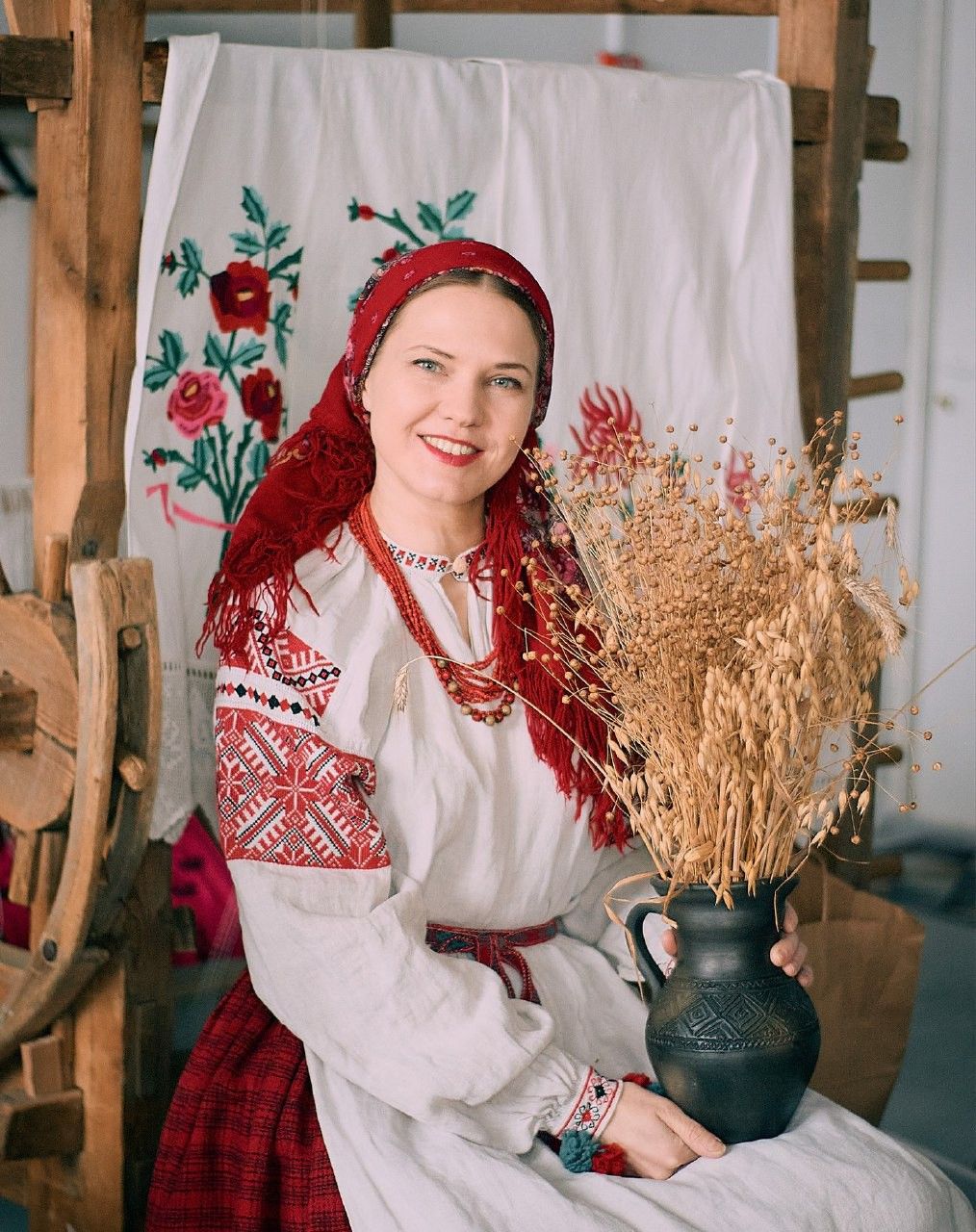 Women in Slavic costumes in Zurich
