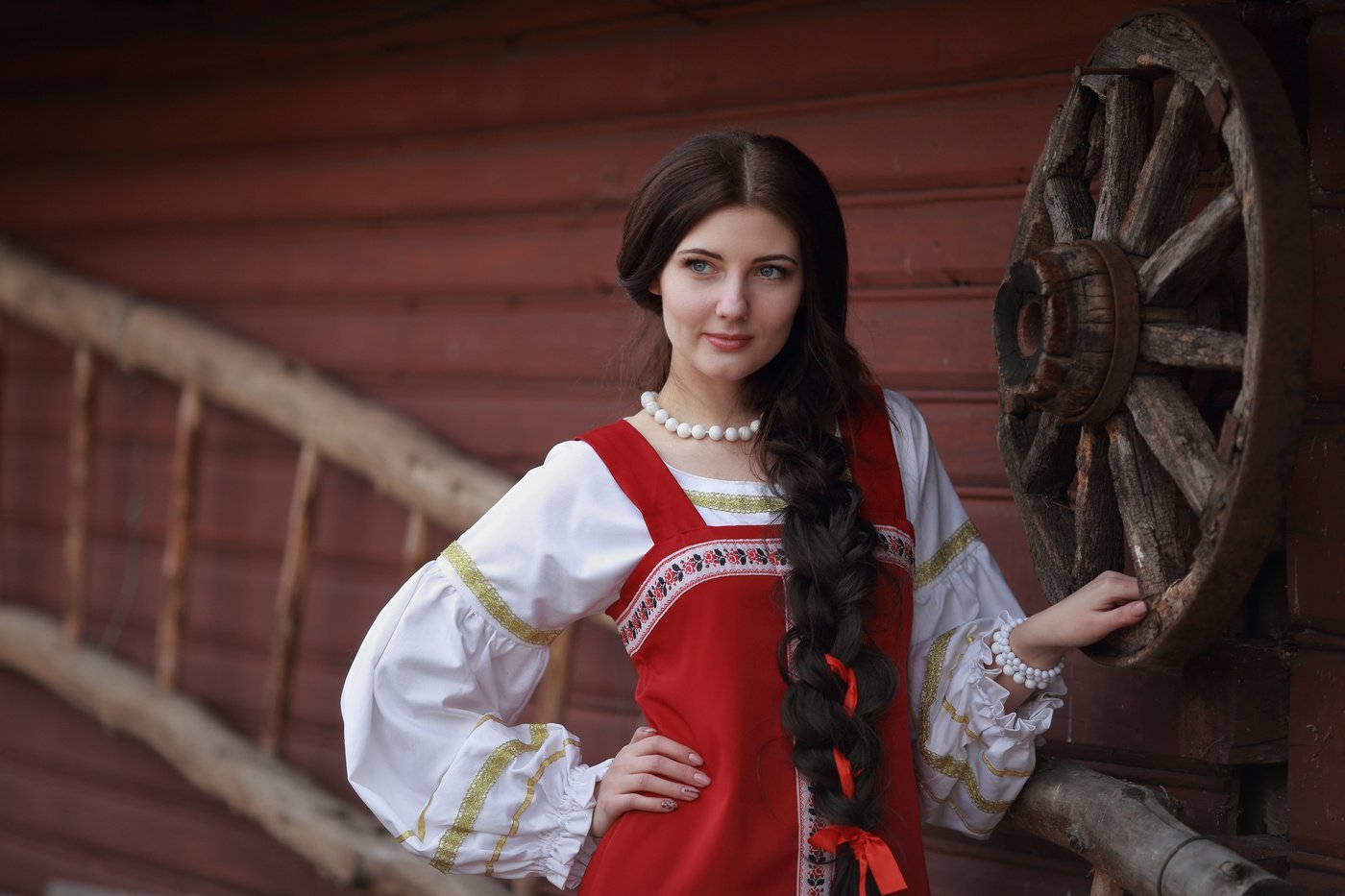 Girls in Slavic costumes in Zurich
