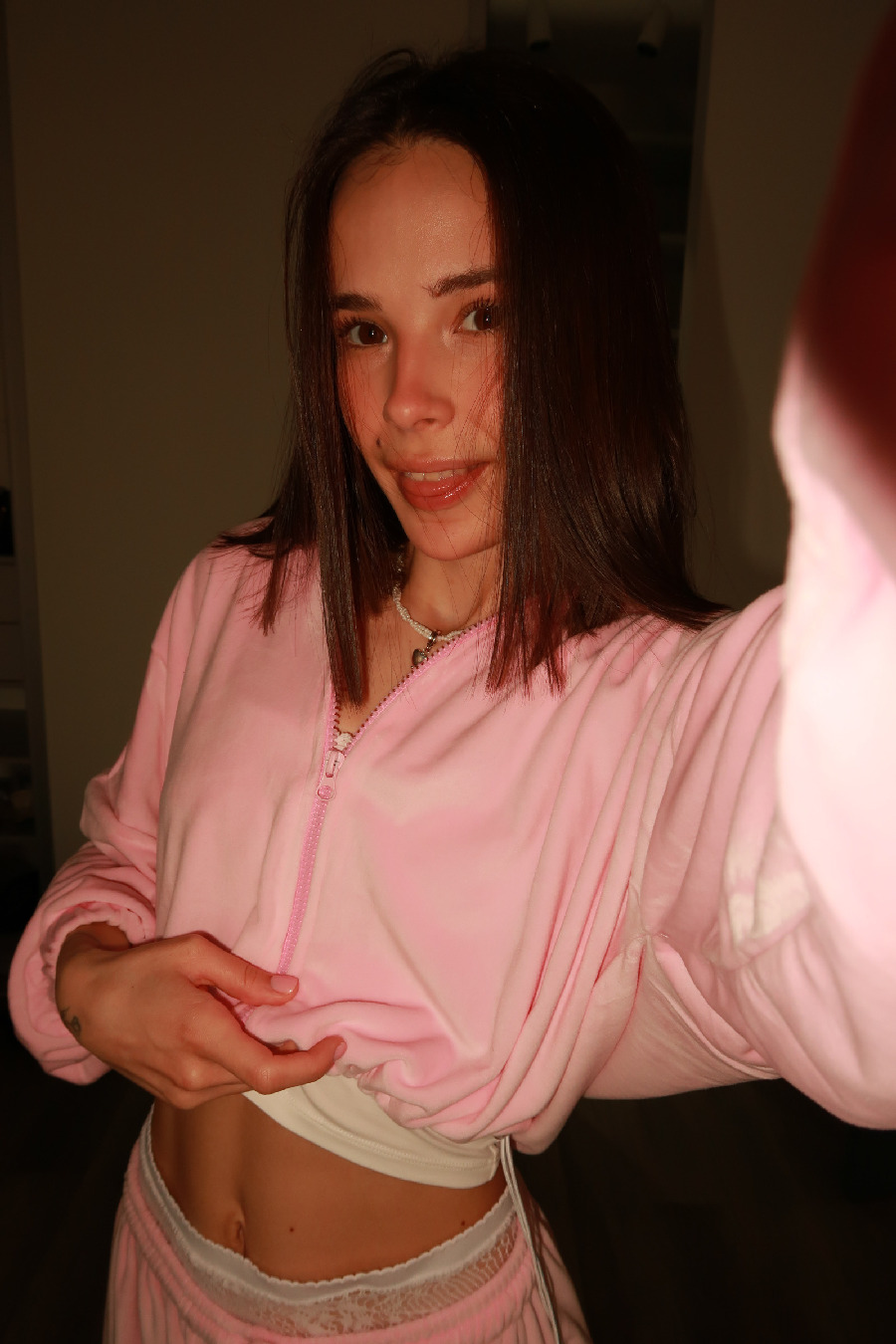 Tina brings the glow — live moments in Zurich